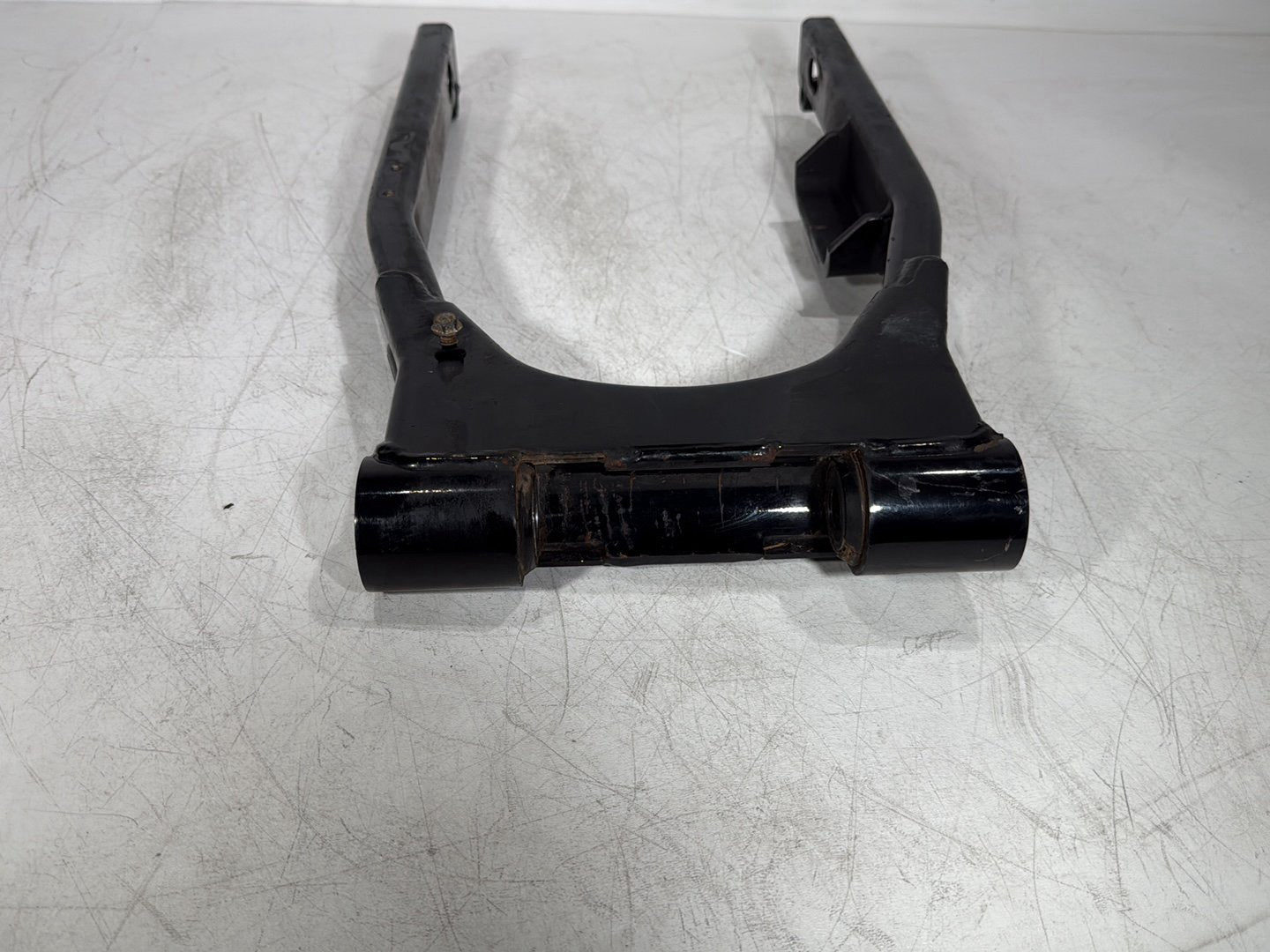1999 - 2006 Harley-Davidson Touring Electra Glide Classic Rear Fork Swingarm Swing Arm 47427-99A
