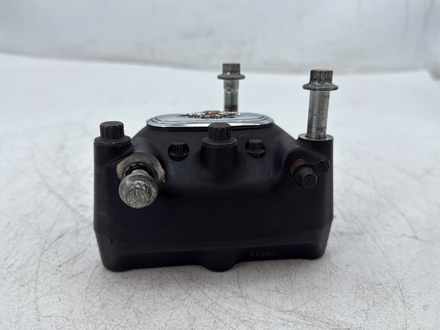 2000 Harley Dyna FXDWG Wide Glide OEM Front Left 1 Brake Caliper
