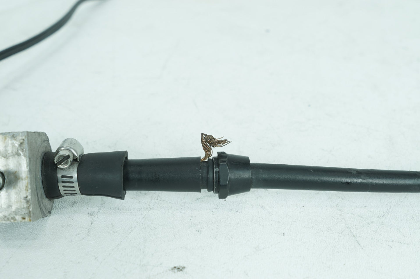 2007 - 2012 Harley-Davidson Touring Electra Glide Classic Radio Antenna Mast FM AM 76250-98 76250-09