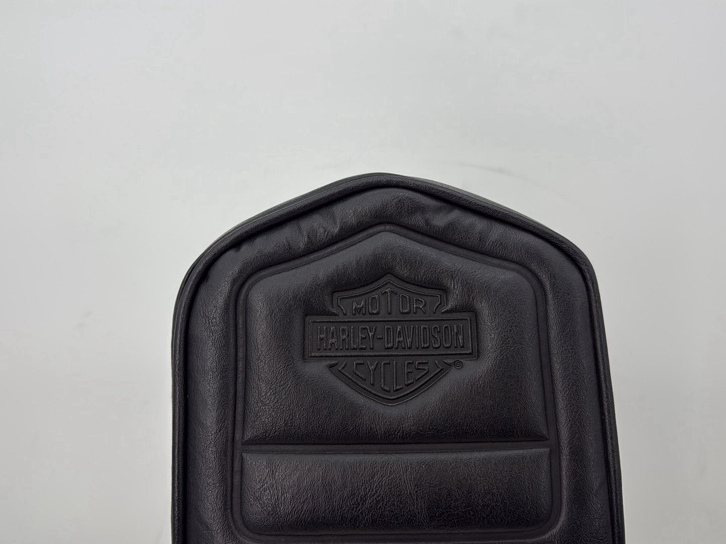 1999 - 2006 Harley-Davidson Softail Heritage Rear Sissy Bar w/ Backrest Cushion Pad 52731-00