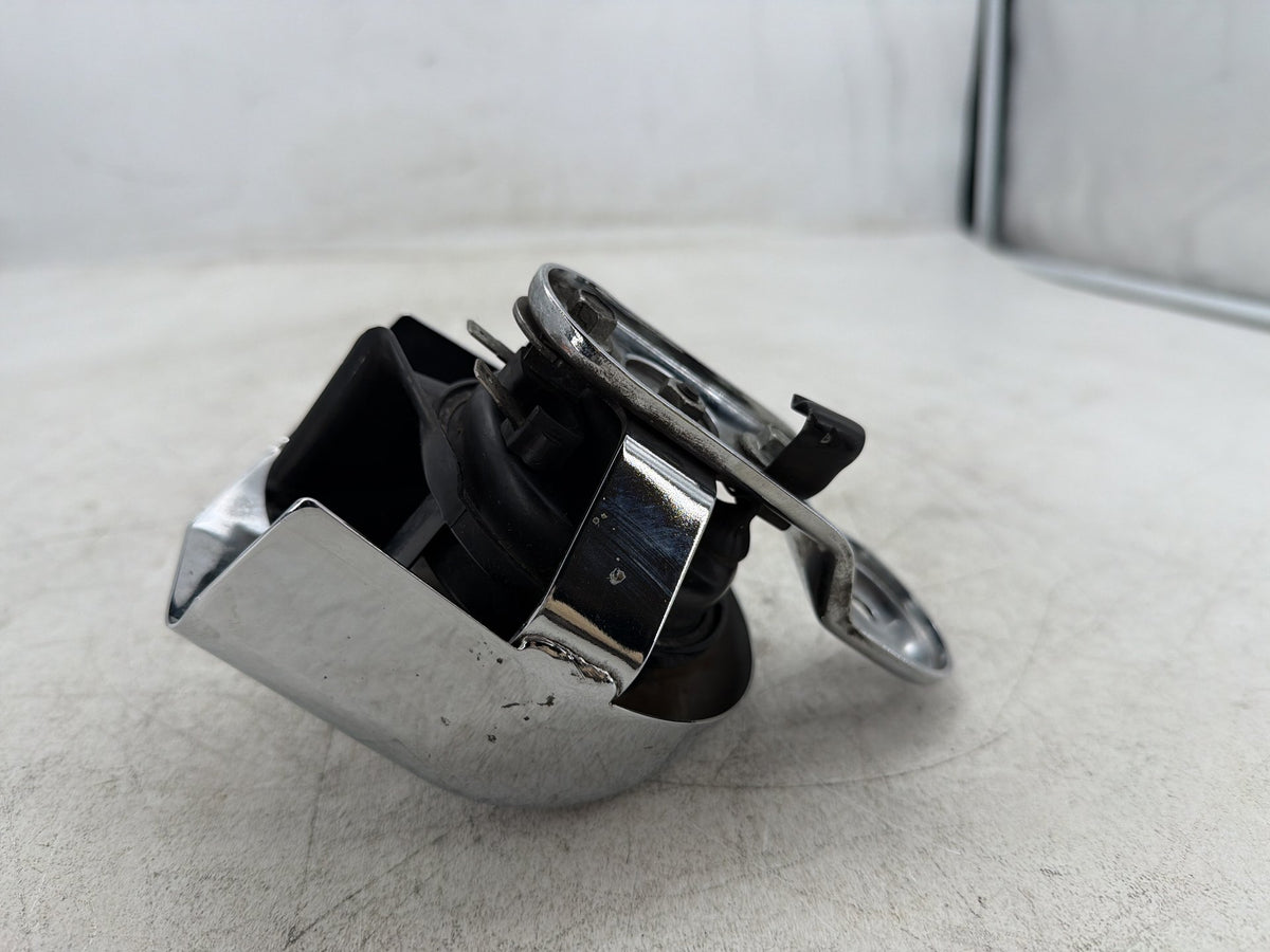 2010 Harley Electra Glide Touring Ultra OEM Horn Signal Klaxon Chrome Cover