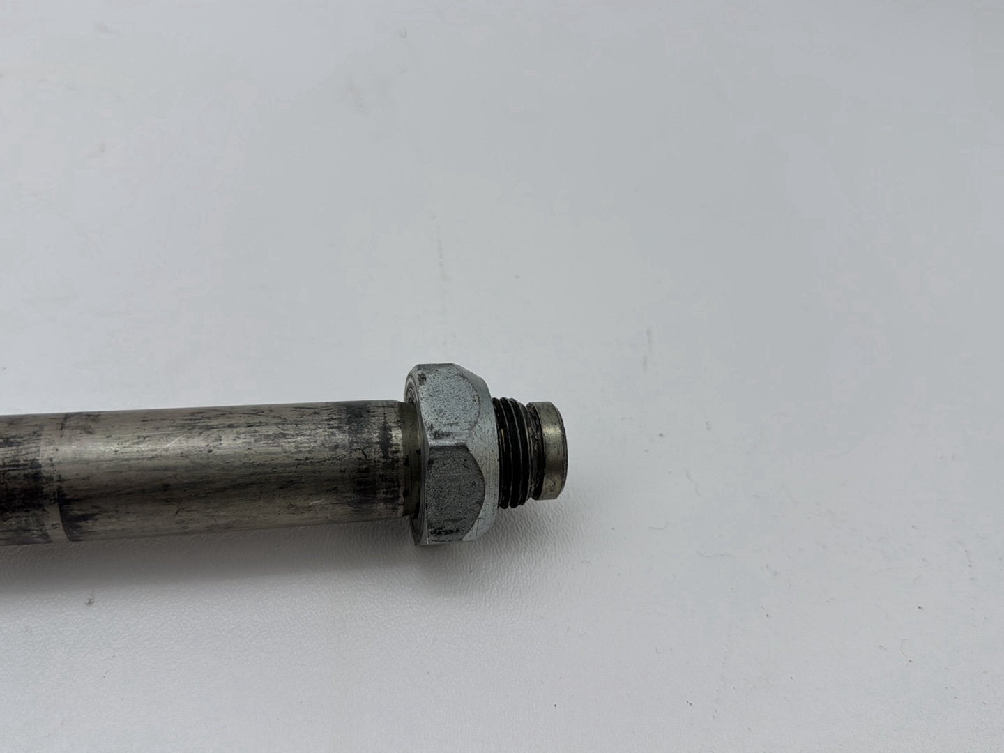 2008 Harley Softail Deluxe FLSTN OEM Rear Wheel Axle Bolt Shaft