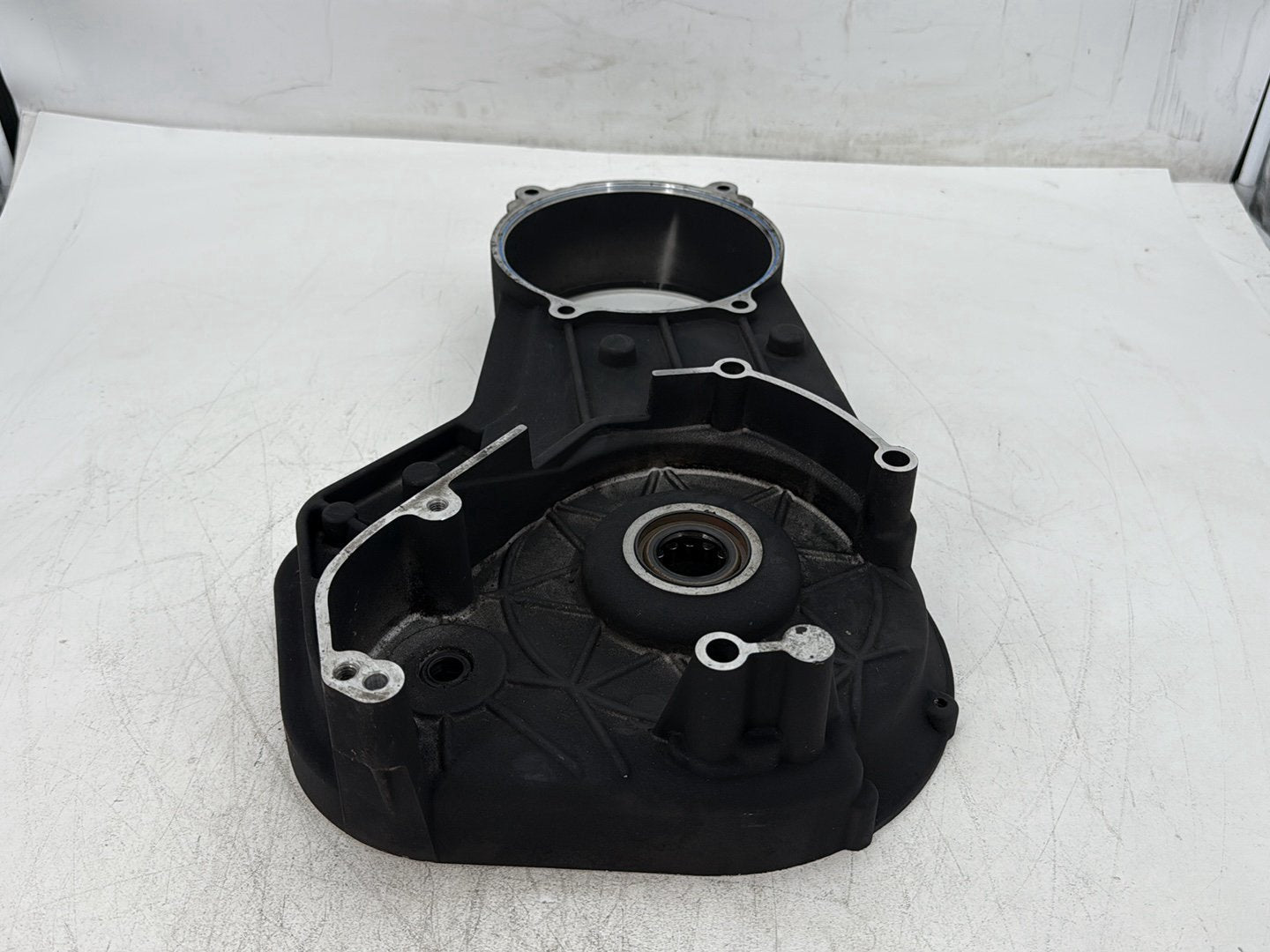 2005 Harley Electra Glide Touring Ultra FLHTCUI OEM Inner Primary Clutch Cover