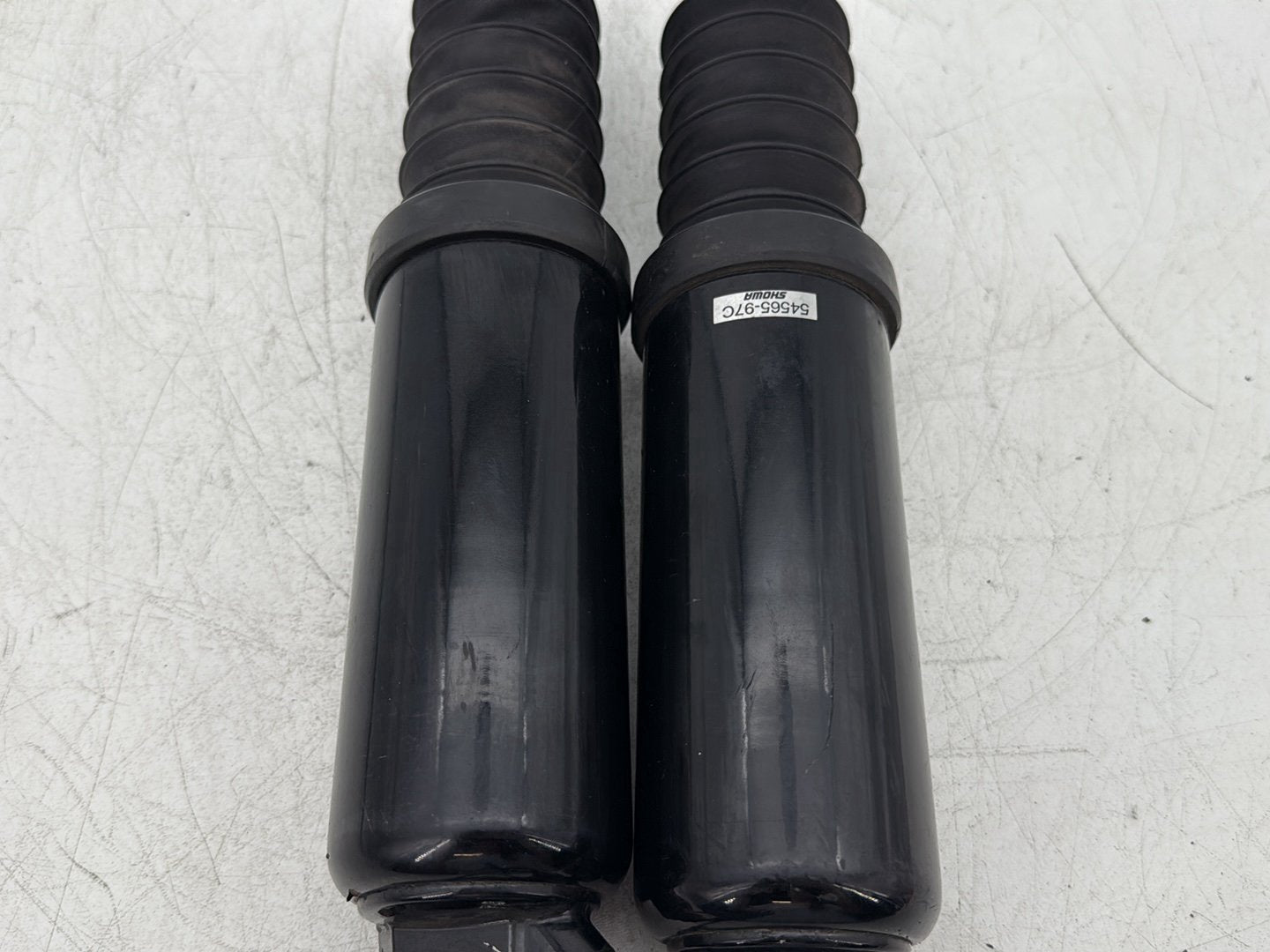 2006 Harley Electra Glide Touring Classic FLHTCI OEM Rear Left Right Shock Absorbers