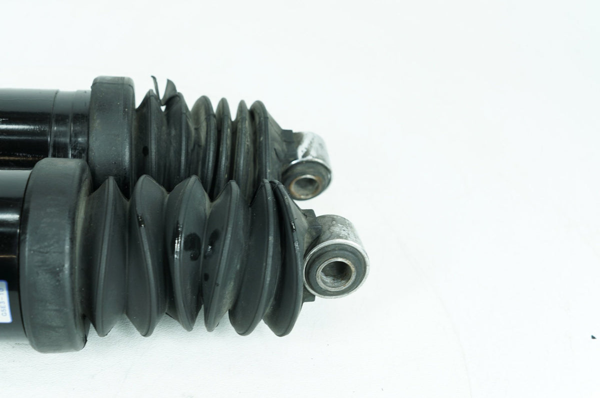 2012 Harley Touring Road Glide Custom Rear Left Right Shock Absorbers Low 12"