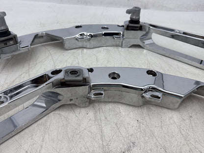 2016 Harley Road King Touring FLHR OEM Left Right Saddlebag Fender Struts Brackets