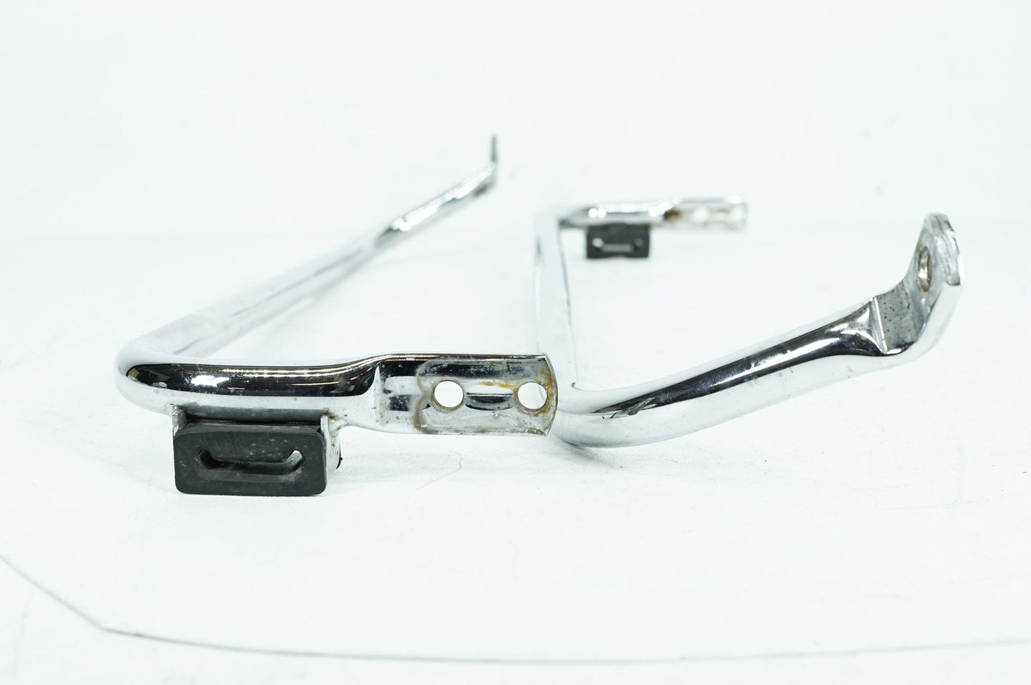 1999 - 2006 Harley-Davidson Touring Street Glide Rear Left Saddlebag Guard Rails Bar 49206-04,