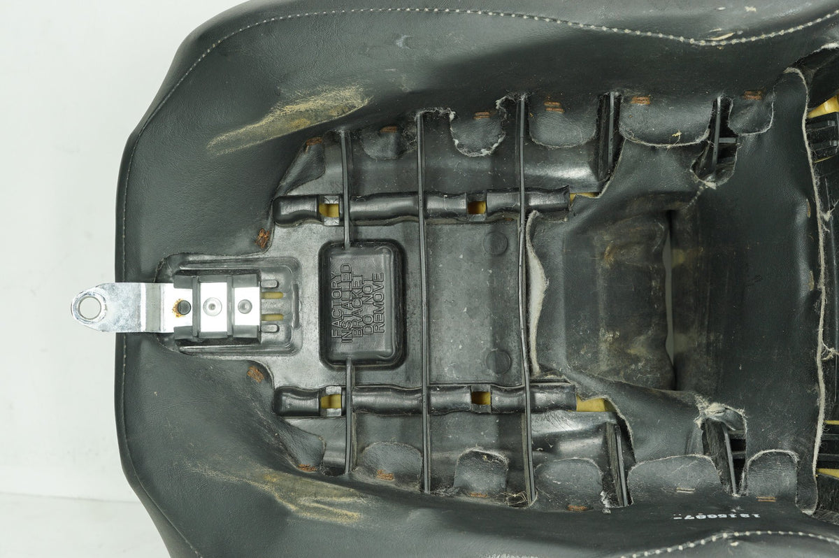 2009 Harley Touring Electra Glide Classic OEM Passenger Rider Driver Seat Saddle