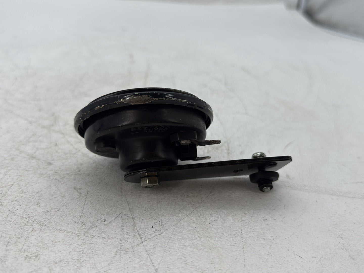 2001 Harley Sportster 883 Hugger XLH883 OEM Signal Horn Klaxon Beep