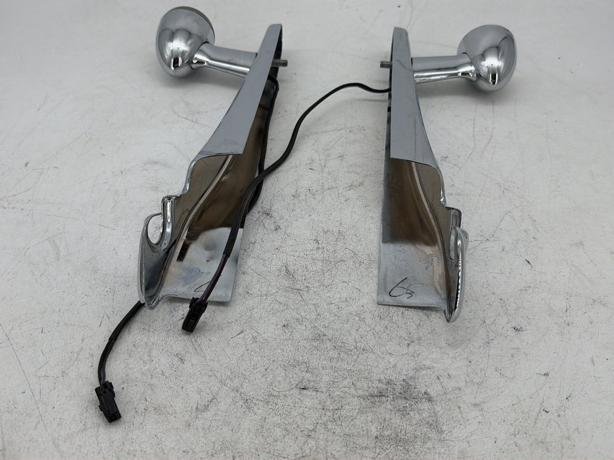 2006 Harley Sportster 1200 Custom XL1200C OEM Rear Left Right Fender Struts Bracket & Turn Signal