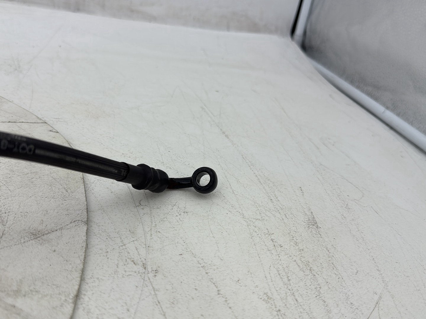 1998 Harley Touring FLHTCUI Electra Glide Ultra OEM Front Brake Hose Line Pipe