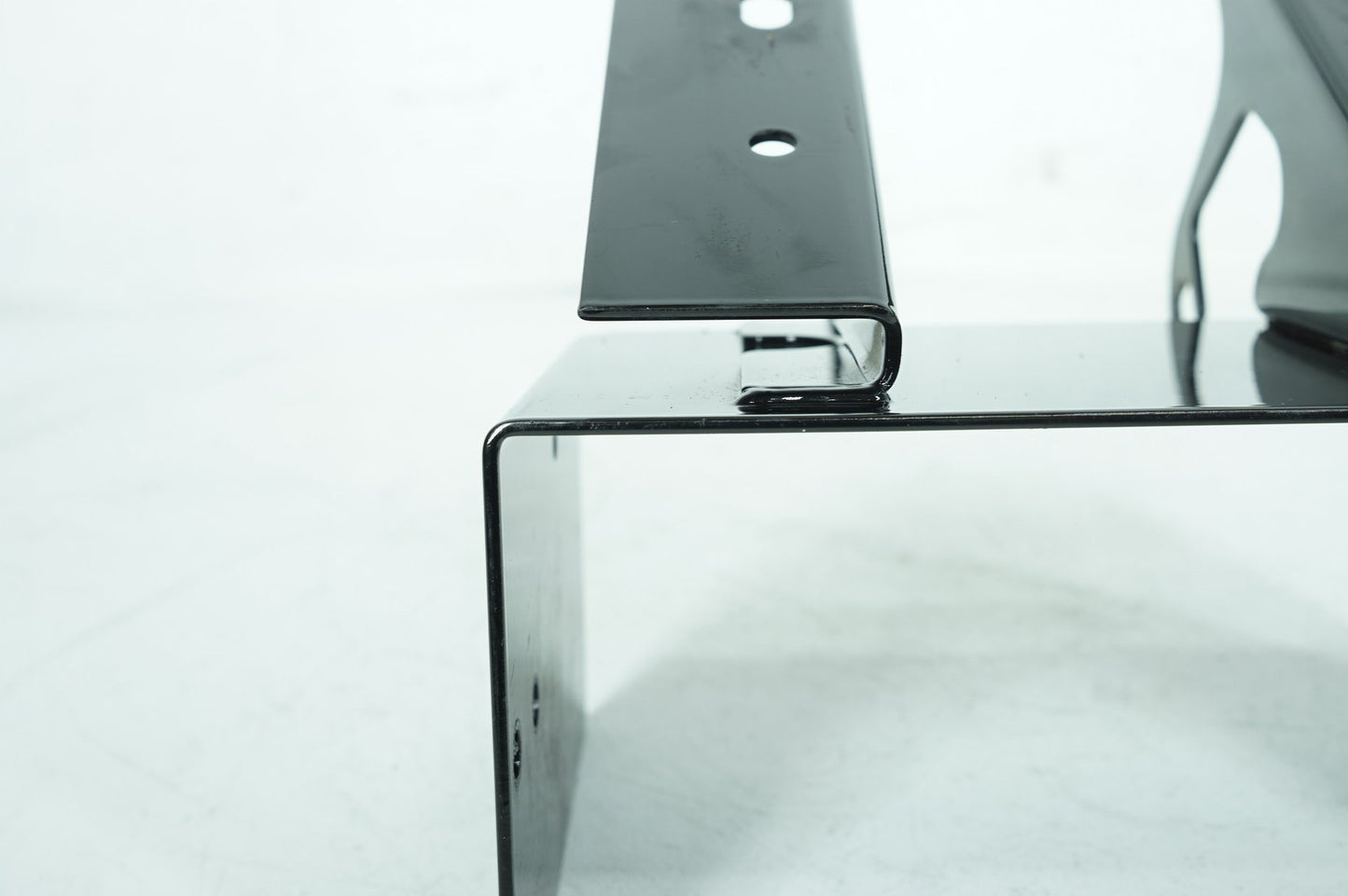 2008 - 2016 Harley-Davidson Touring Road Glide Front Fairing Radio Caddy Mount Holder 47200028A
