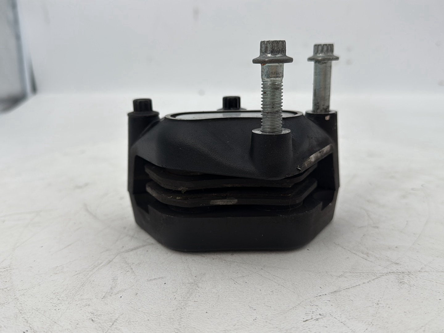 2007 - 2012 Harley-Davidson Touring Electra Glide Ultra Front Right 1 Brake Caliper