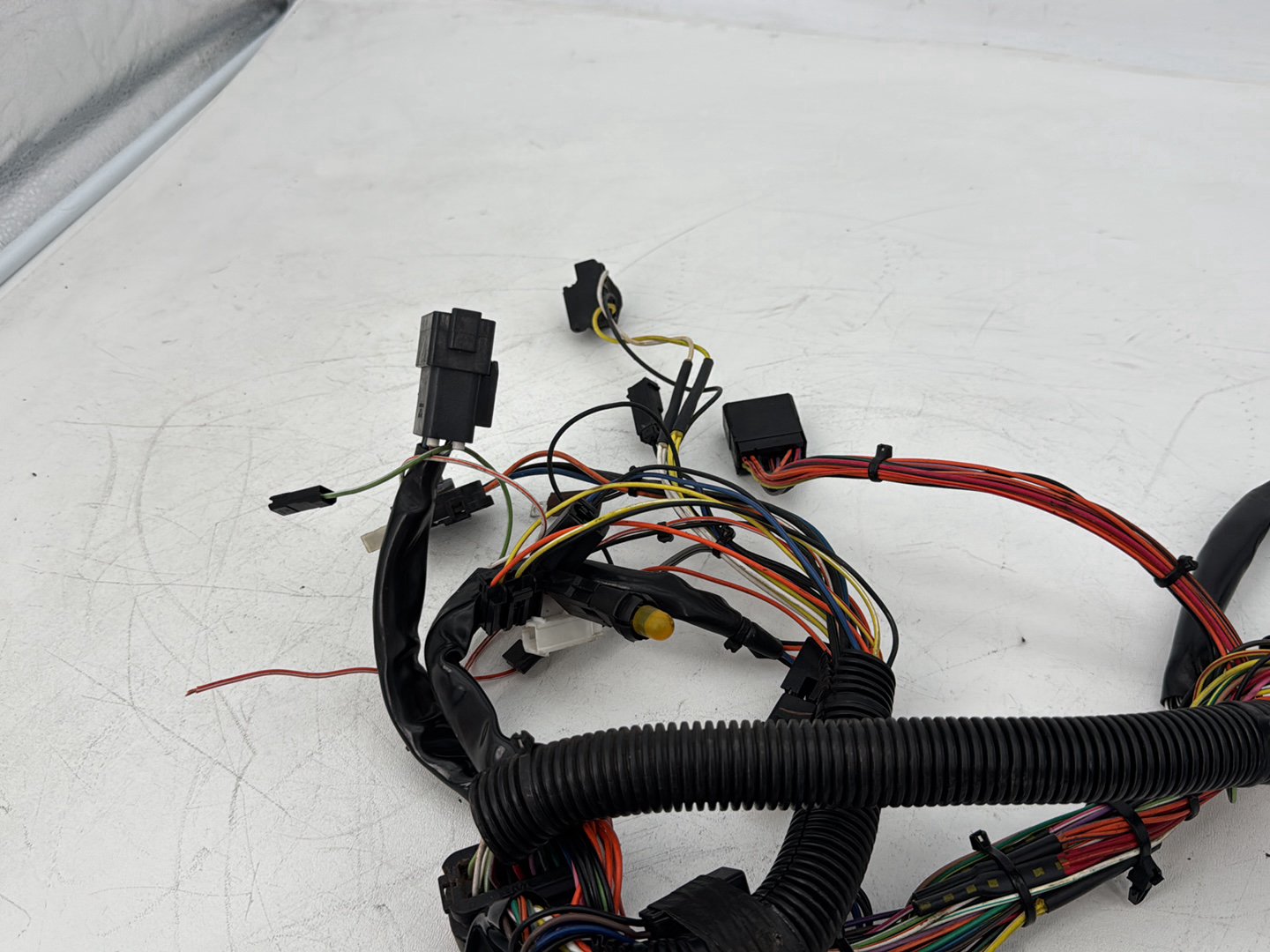 1999 - 2006 Harley-Davidson Touring Electra Glide Classic Front Sub Wiring Harness Loom Interconnect