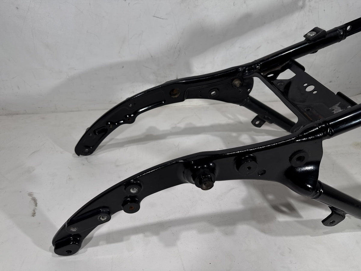 16 Harley Road Glide Touring FLTRXS OEM Rear Back Sub Frame Rail Bar 48079-09BHP