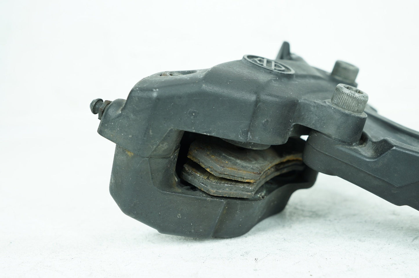 2007 - 2011 Harley-Davidson Touring Street Glide Rear Back Brake Caliper w/ Bracket 44080-08B