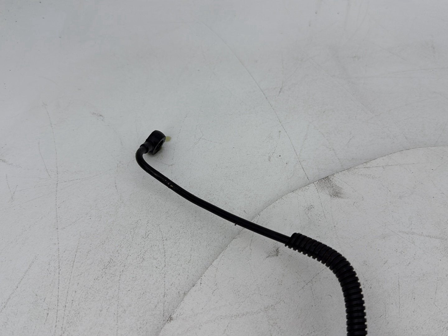 1999 - 2006 Harley-Davidson Touring Electra Glide Ultra Rear Brake Hose Line Pipe 40971-00B