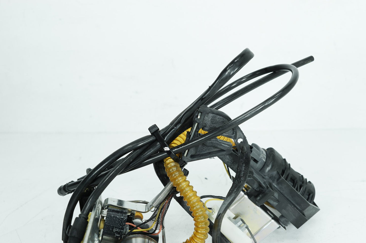 1999 - 2006 Harley-Davidson Touring Street Glide Gas Gasoline Fuel Petrol Pump Sending 62897-01B