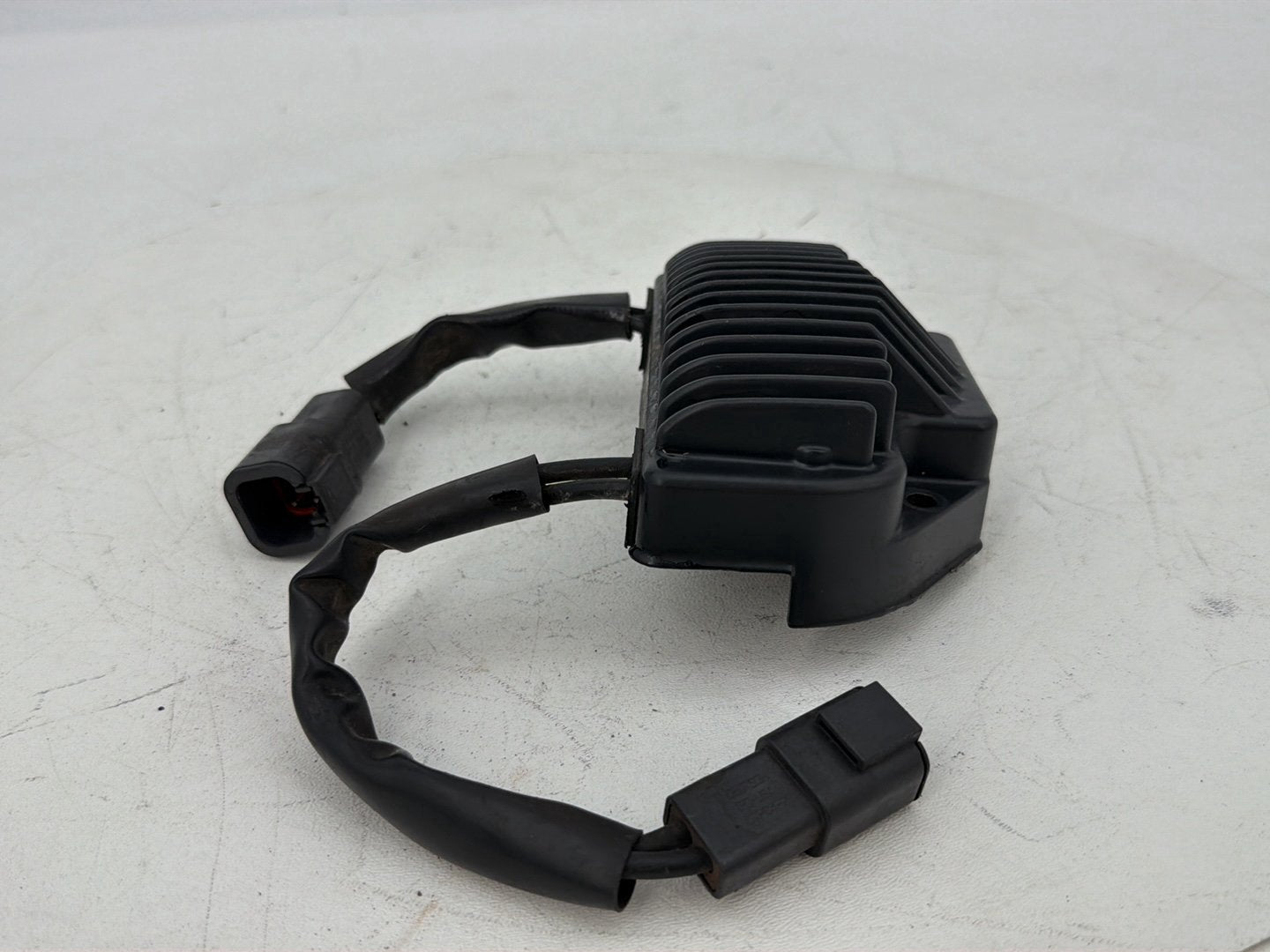 2007 - 2017 Harley-Davidson Dyna Super Glide Custom Voltage Regulator Rectifier  74631-06