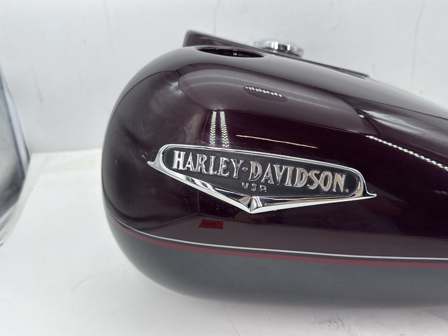 2006 Harley Road King Touring FLHRCI Classic OEM Fuel Gas Tank Gasoline Reservoir