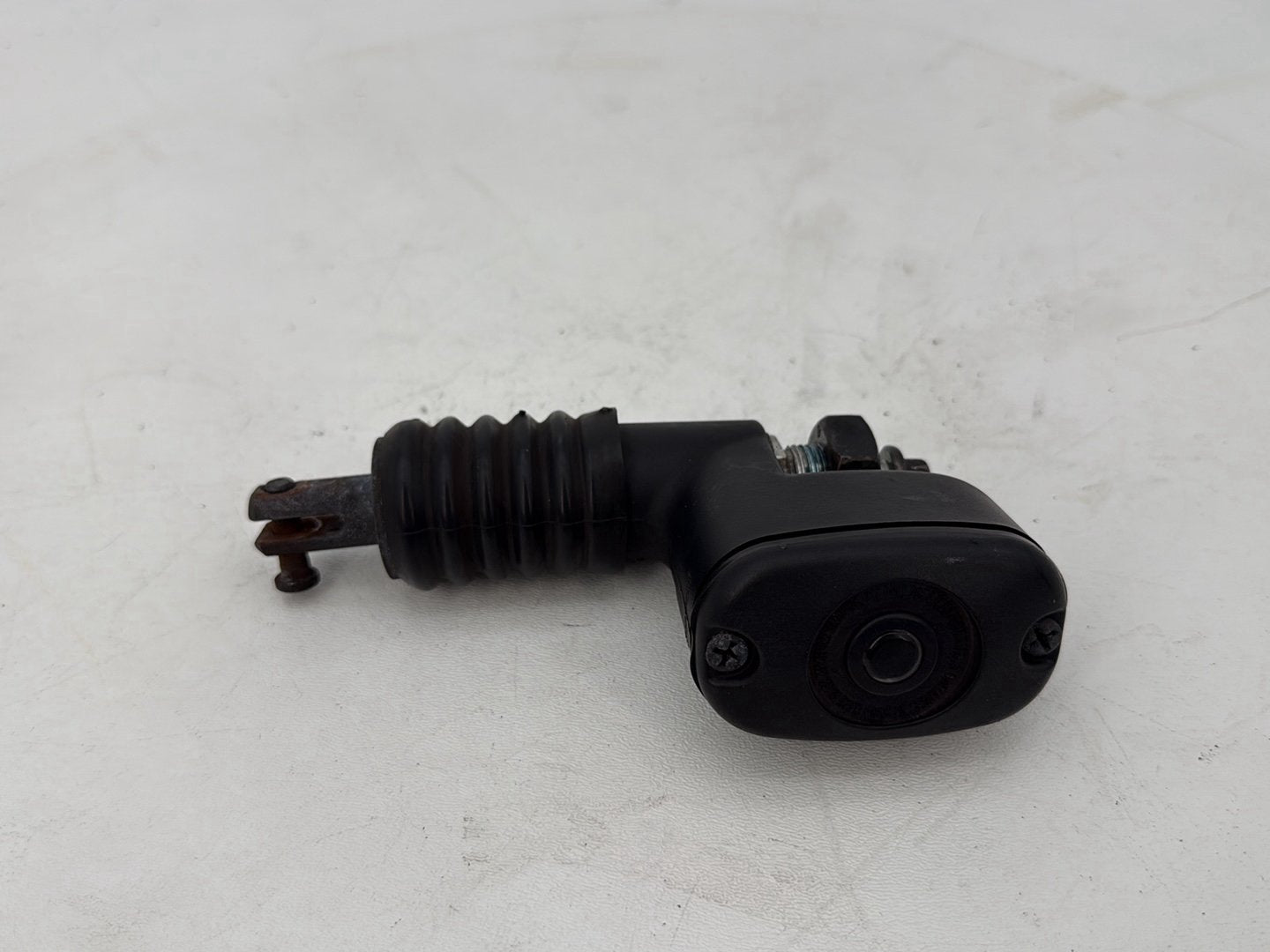 1999 - 2006 Harley-Davidson Touring Electra Glide Rear Brake Master Cylinder Reservoir 41767-05A