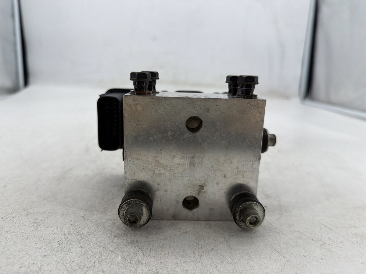 2012 Harley Electra Glide Touring Ultra OEM ABS Brake Pump & Control Module