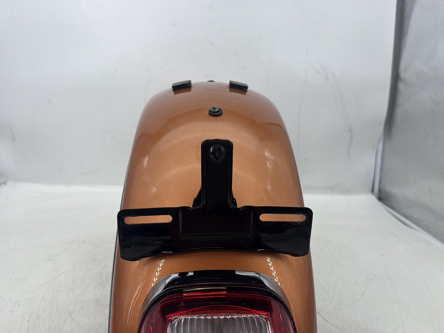 2008 Harley Dyna FXDL Low Rider Anniversary OEM Rear Wheel Fender Taillight Brake Lamp