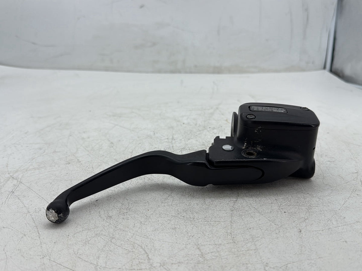 2019 Harley Softail Street Bob FXBB OEM Front Right Brake Lever Master Cylinder