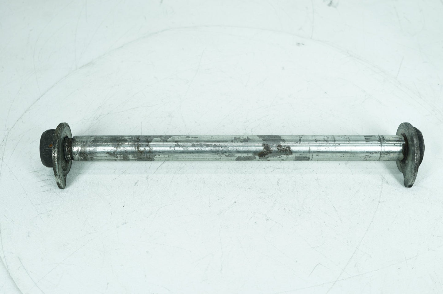 2007 - 2012 Harley-Davidson Touring Electra Glide Classic Rear Wheel Axle Bolt Shaft 41056-09