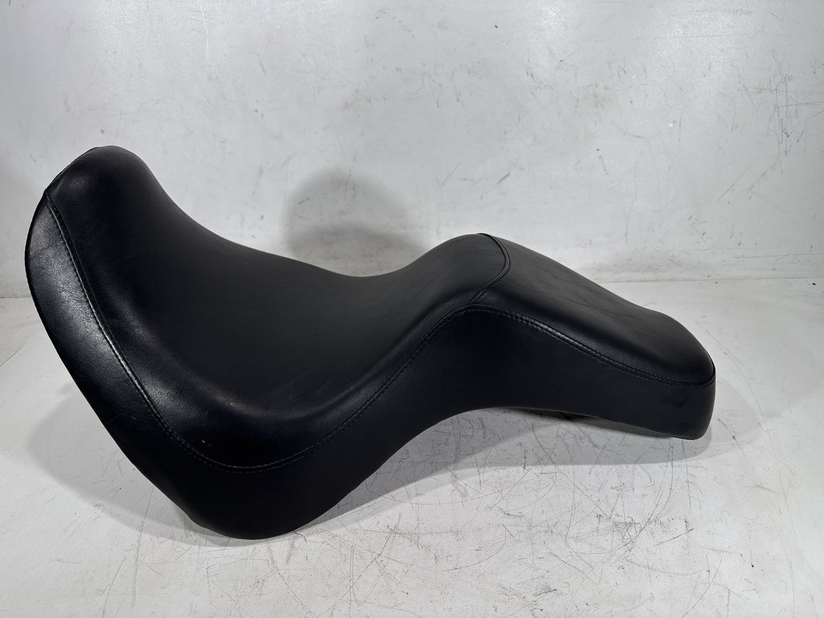2003 Harley Softail Deuce FXSTDI OEM Passenger Rider Driver Seat Saddle