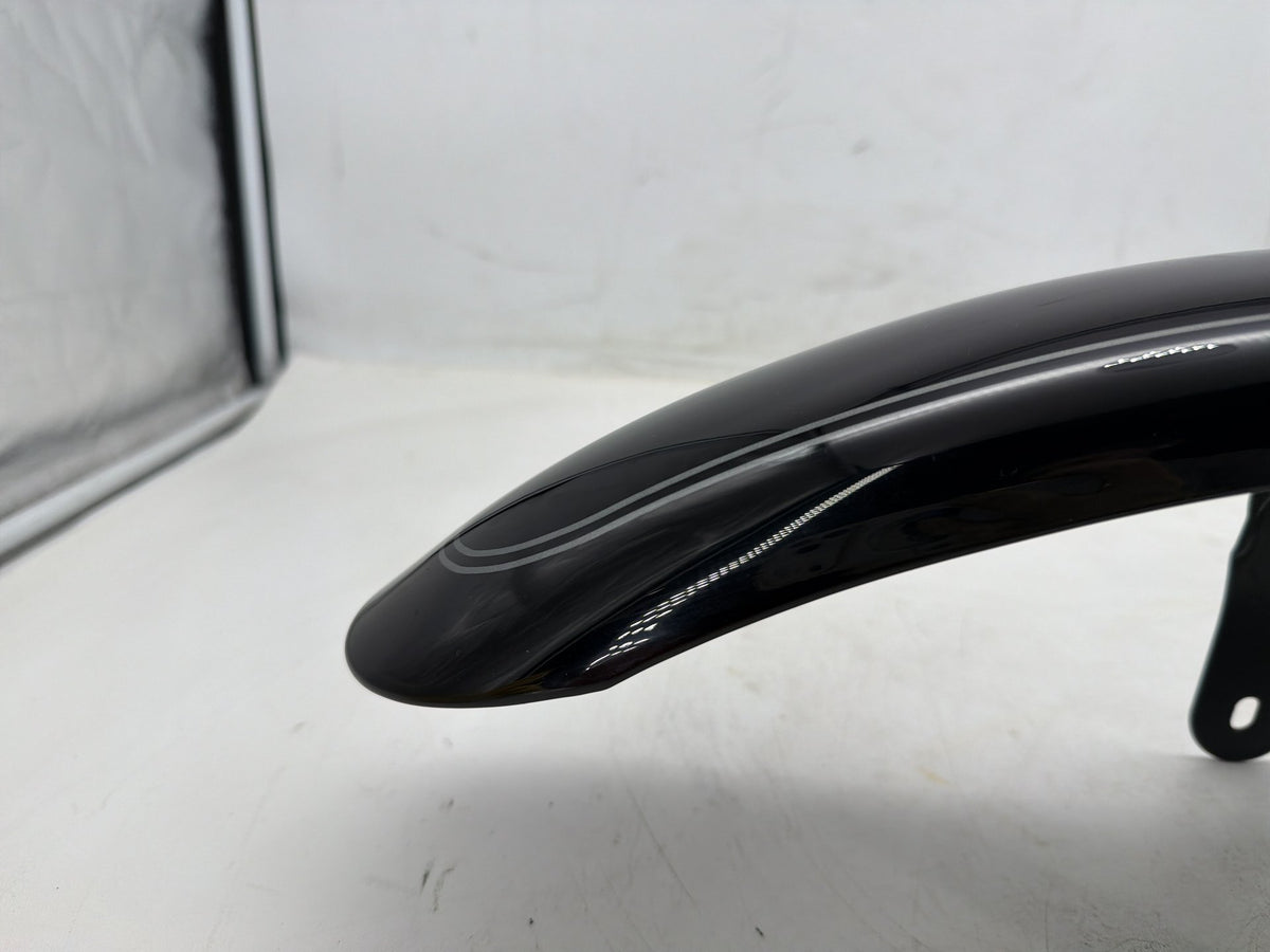 2006 Harley Softail Deuce FXSTDI OEM Front Wheel Fender Shell Panel