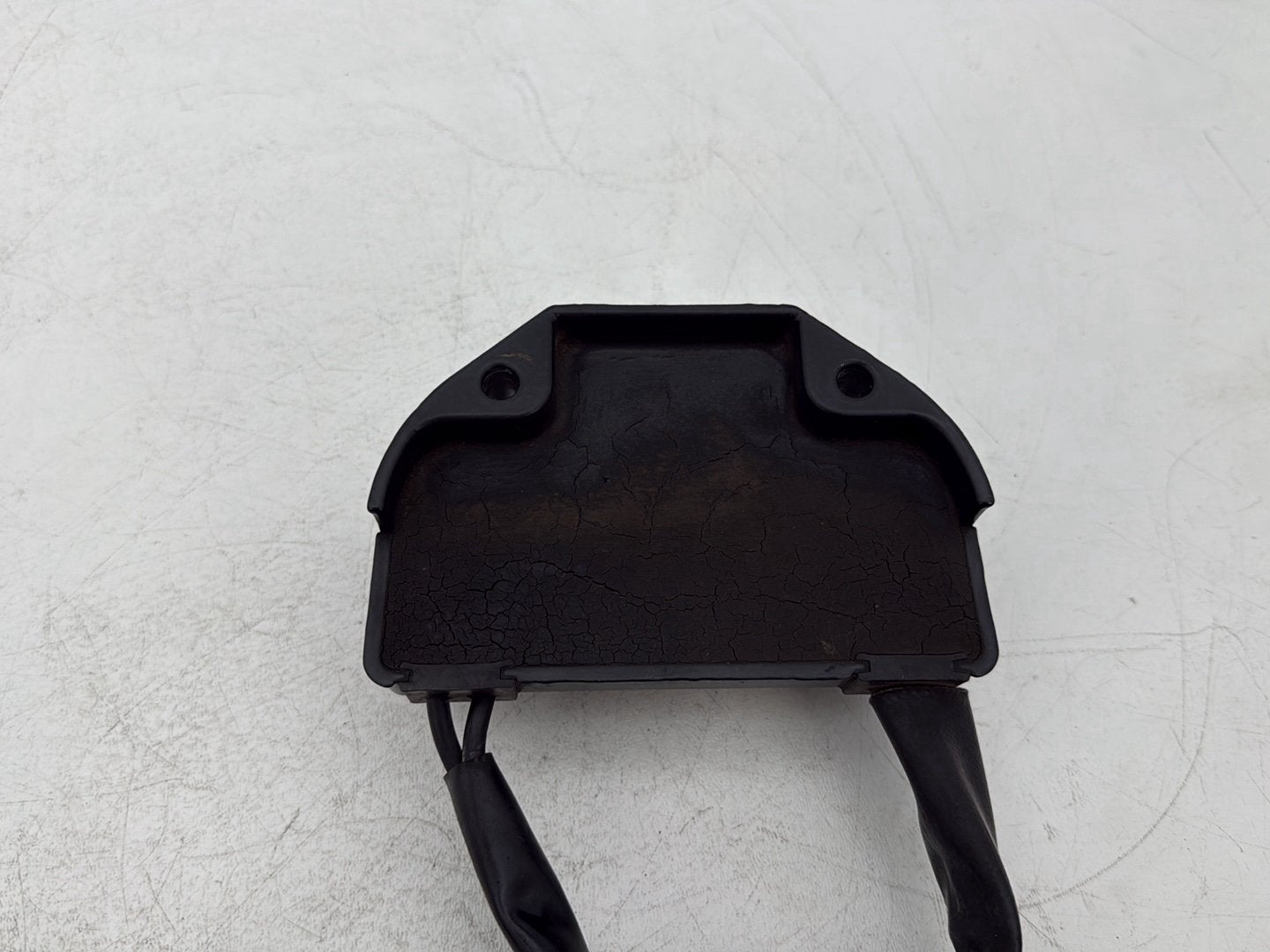 1999 - 2006 Harley-Davidson Dyna Super Glide Voltage Regulator Rectifier  74631-04