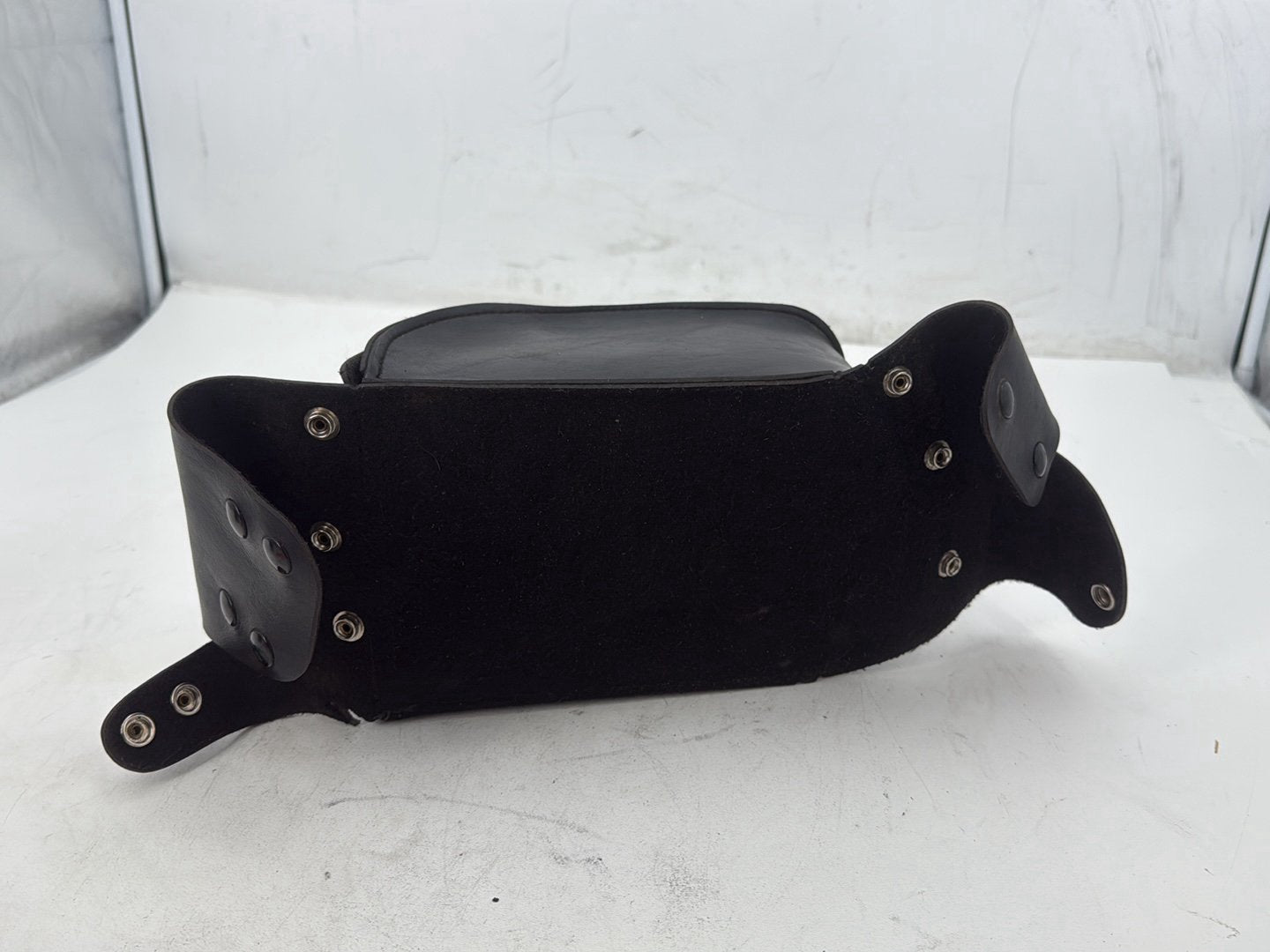 1998 Harley Road King Touring FLHRCI Classic OEM Rear Left 1 Saddlebag Luggage Leather