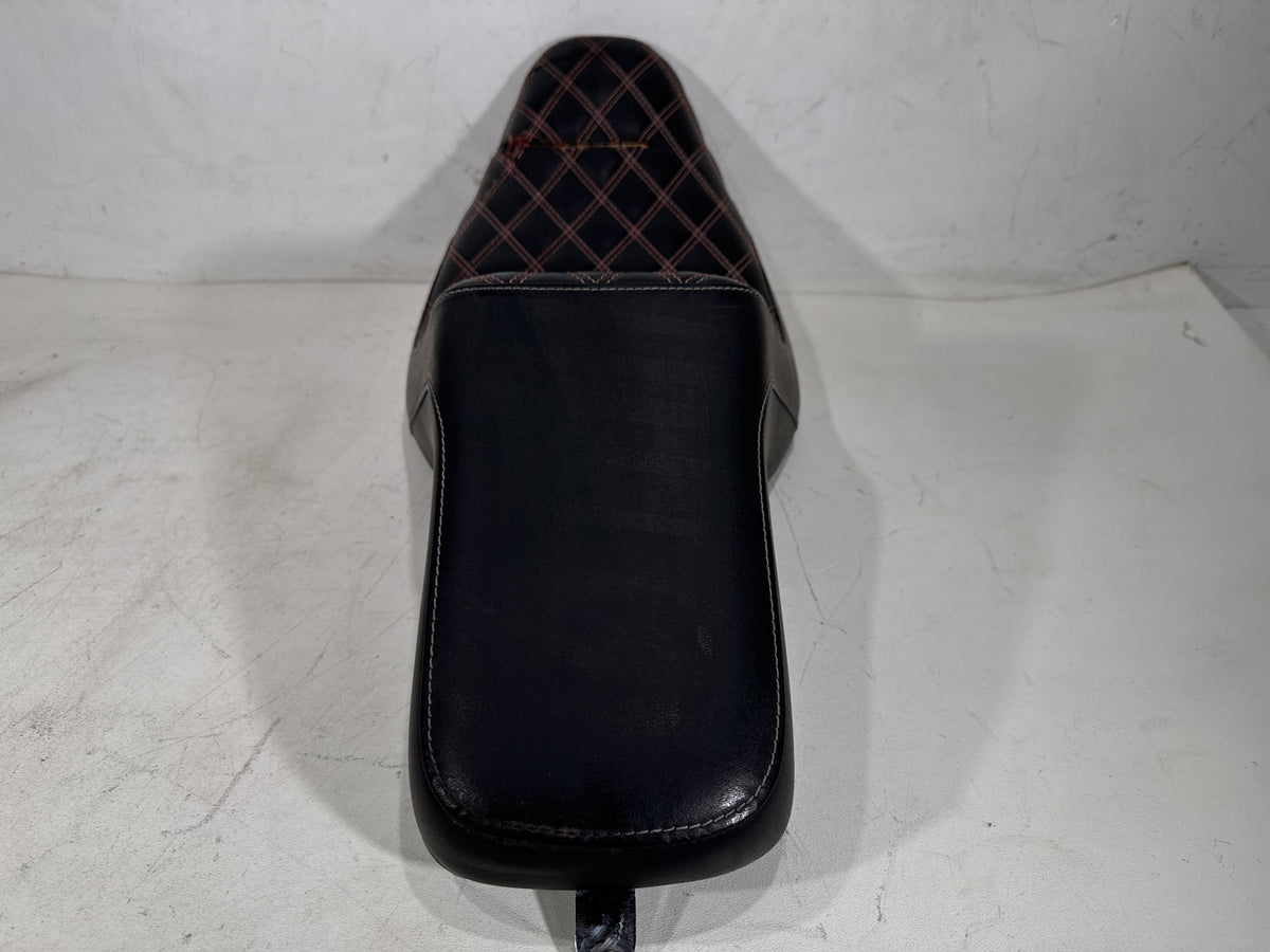 2016 Harley Dyna Fat Bob FXDF 103 OEM Passenger Rider Driver Seat Saddle