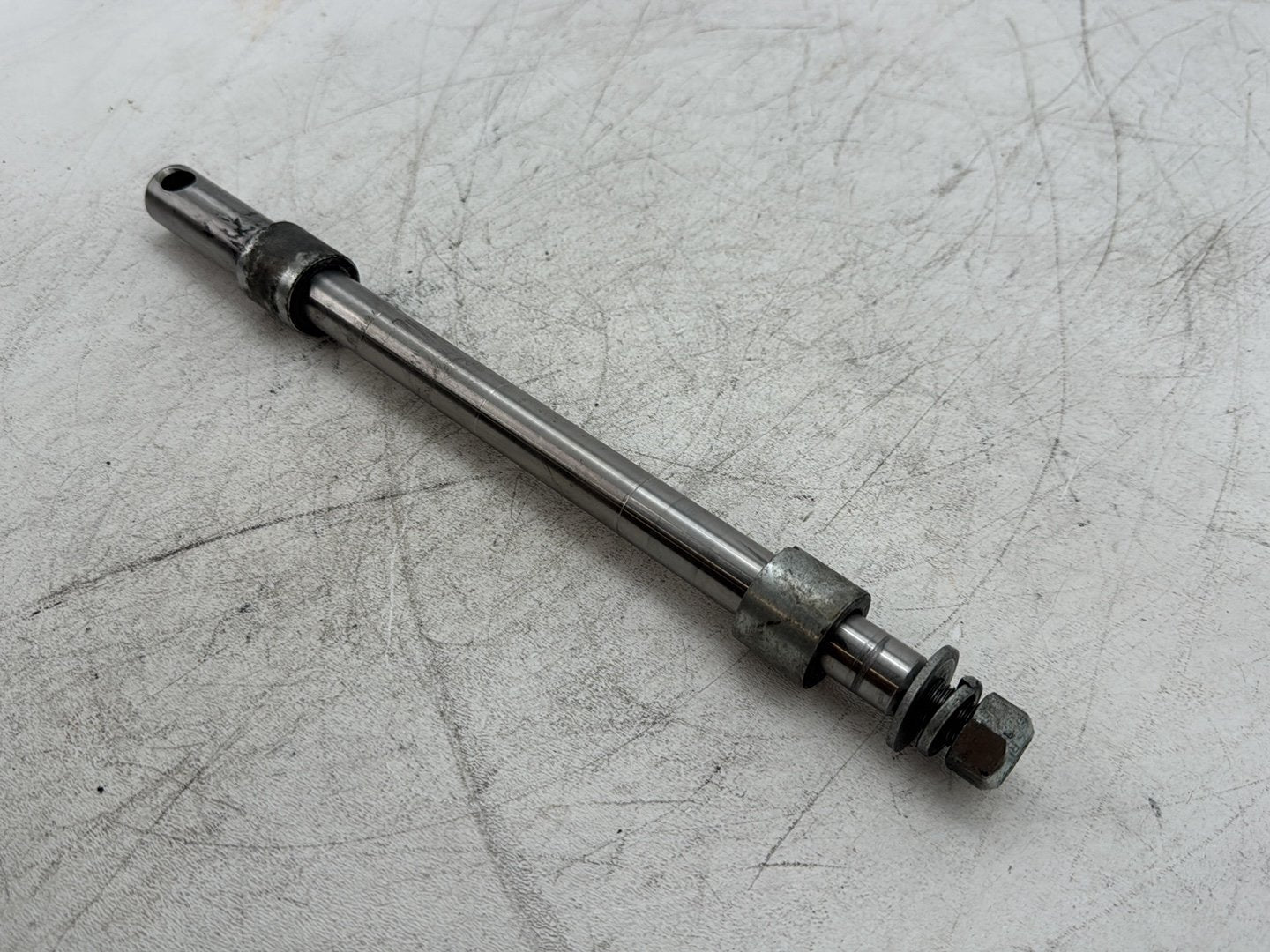 2003 Harley Dyna Wide Glide FXDWG OEM Front Wheel Axle Bolt Shaft