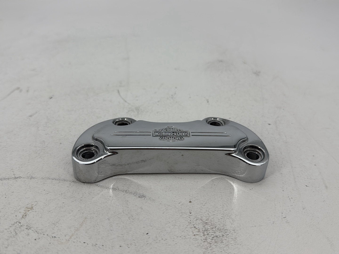 2004 Harley Softail FLSTC Heritage Classic OEM Front Handlebar Riser Top Clamp Chrome