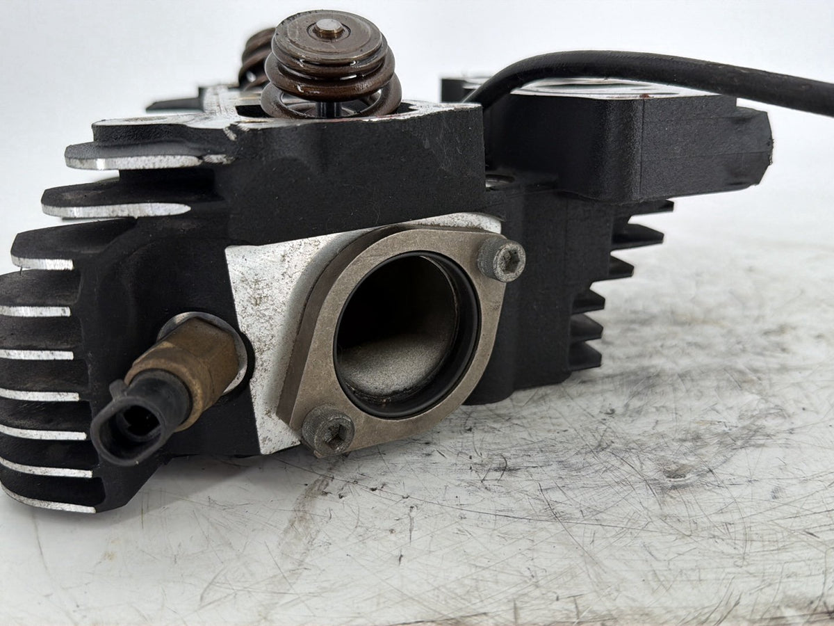 2015 Harley Electra Glide Touring Ultra OEM Front Twin Cam Engine Cylinder Head