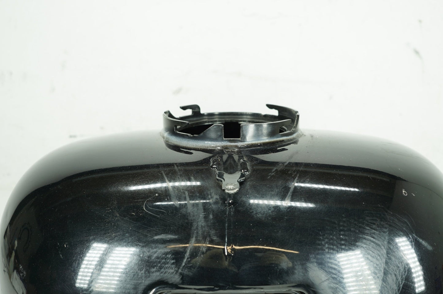 2008 - 2013 Harley-Davidson Touring Electra Police Gas Gasoline Fuel Tank Reservoir  61356-08