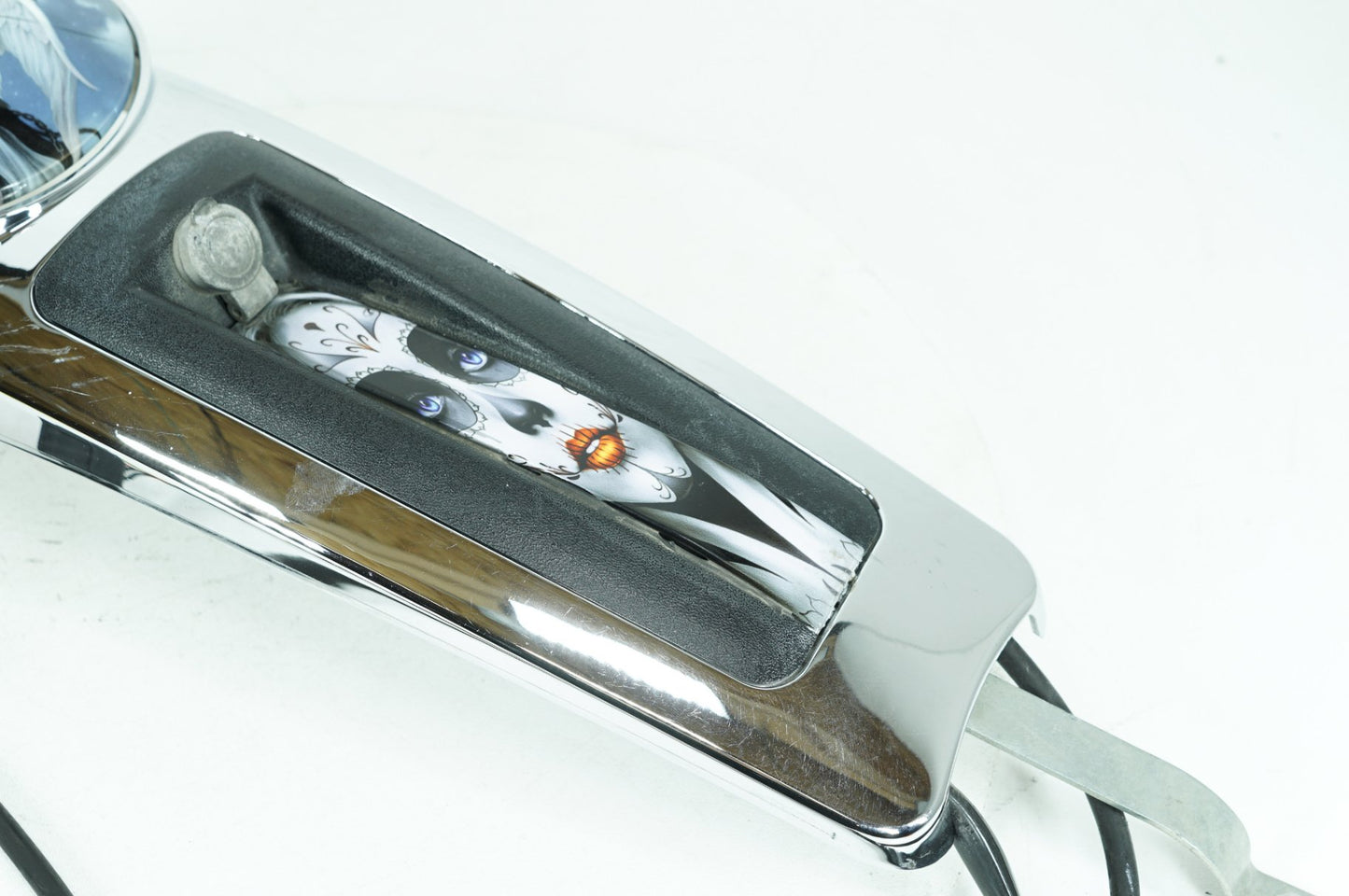 2007 - 2012 Harley-Davidson Touring Electra Glide Ultra Fuel Gas Tank Dash Console NOKey  	61270-08