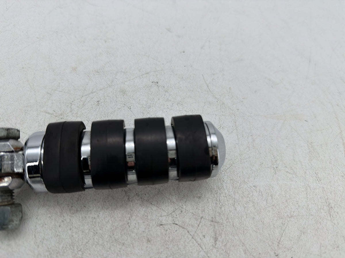 2001 Harley Softail Standard FXST OEM Passenger Left & Right Foot Pegs