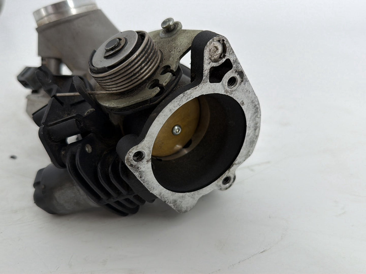 2005 Harley Touring Electra Glide Ultra OEM Engine Intake Manifold Throttle Body
