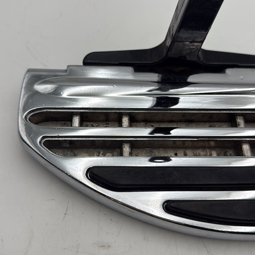 2007 - 2012 Harley-Davidson Touring Electra Glide Classic Left & Right Passenger Floorboard Foot Rest Kuryakyn 7906