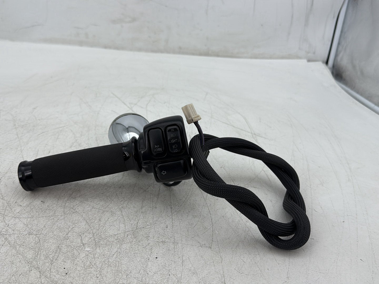 2010 Harley Dyna Fat Bob FXDF OEM Left Turn Signal Headlight Switches Controls