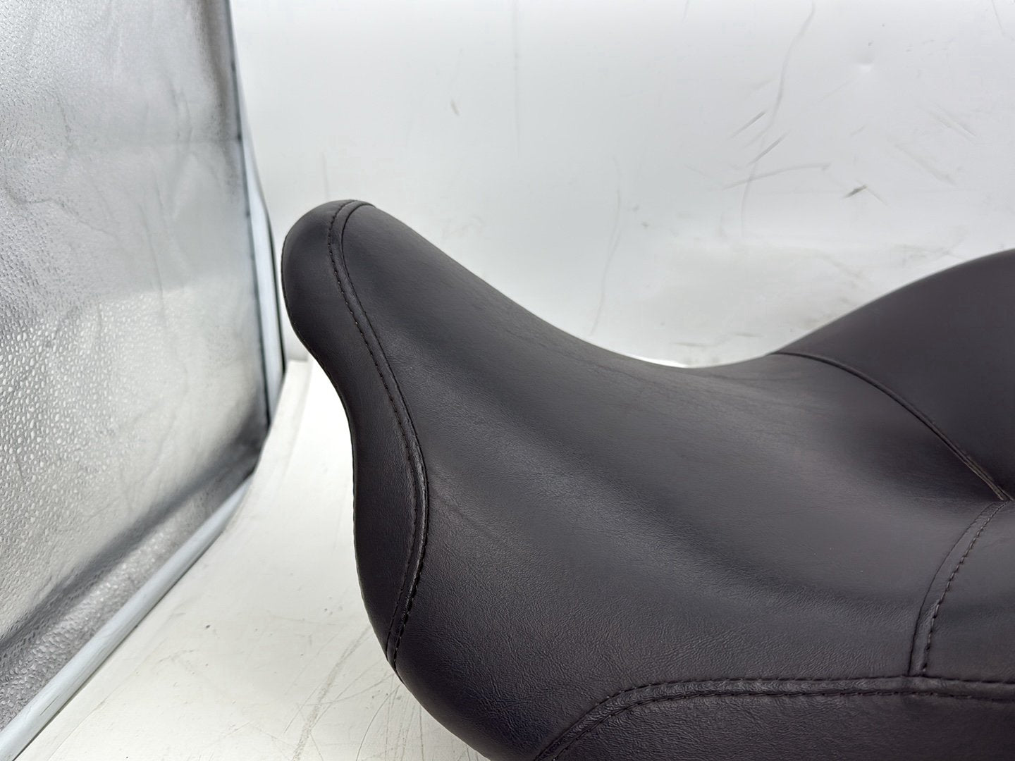 2012 Harley Street Glide Touring FLHX OEM Passenger Rider Driver Seat Saddle