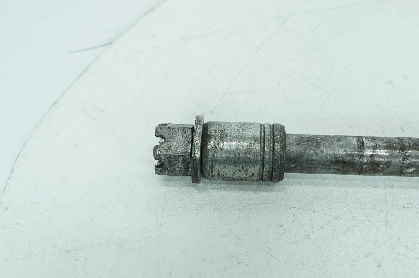 1999 - 2006 Harley-Davidson Touring Electra Ultra Classic Rear Wheel Axle Bolt Shaft 41110-89