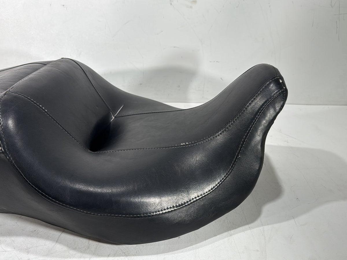 2013 Harley Electra Glide Touring Ultra OEM Passenger Rider Driver Seat Saddle