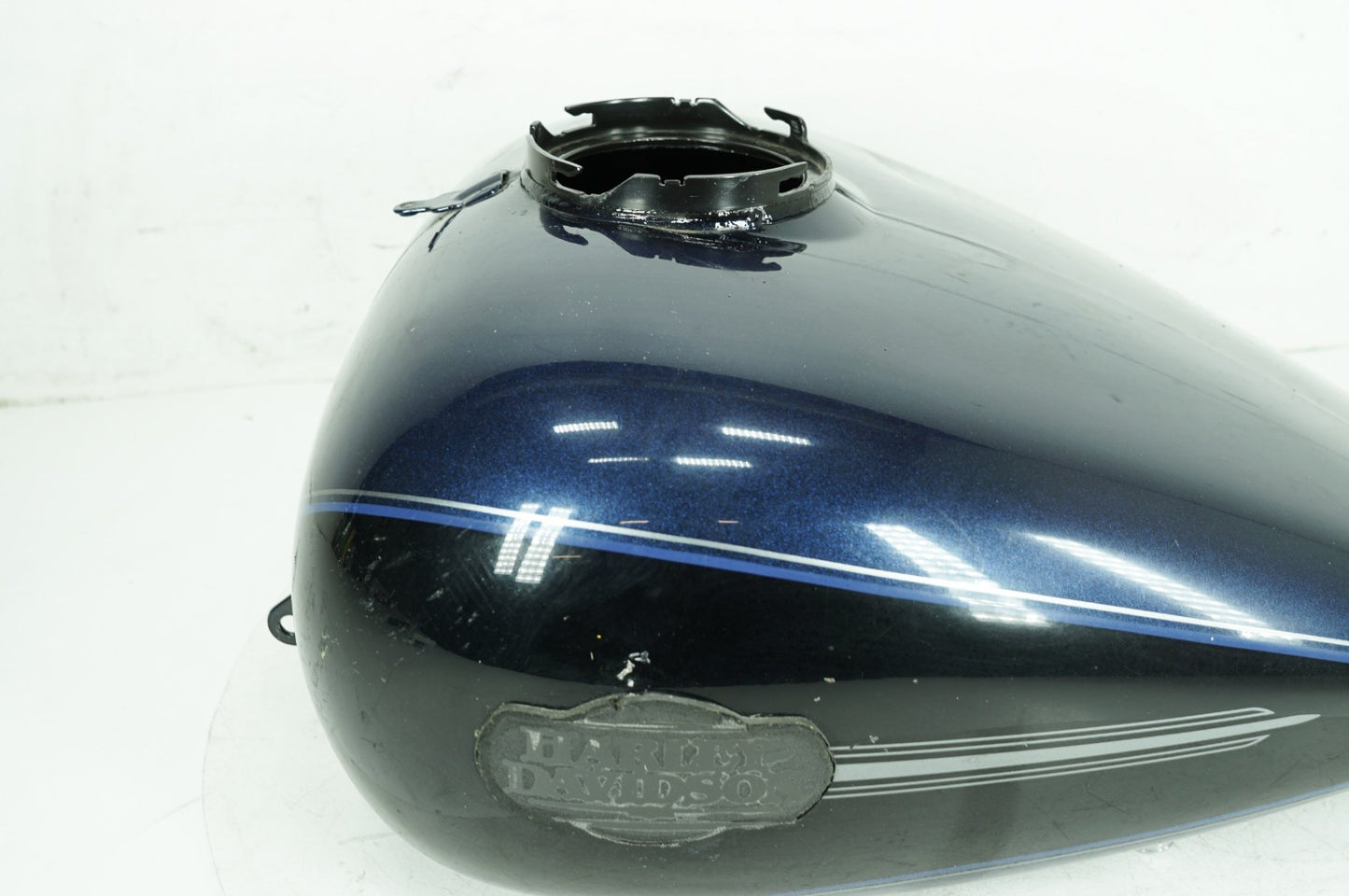 2008 - 2016 Harley-Davidson Touring Electra Glide Ultra Fuel Gas Tank Gasoline Reservoir 61356-08