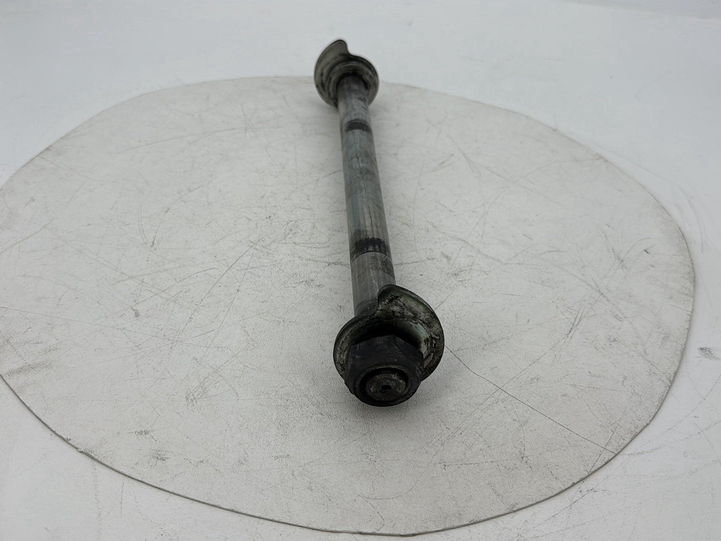 2007 - 2016 Harley-Davidson Touring Electra Glide Ultra Rear Wheel Axle Bolt Shaft