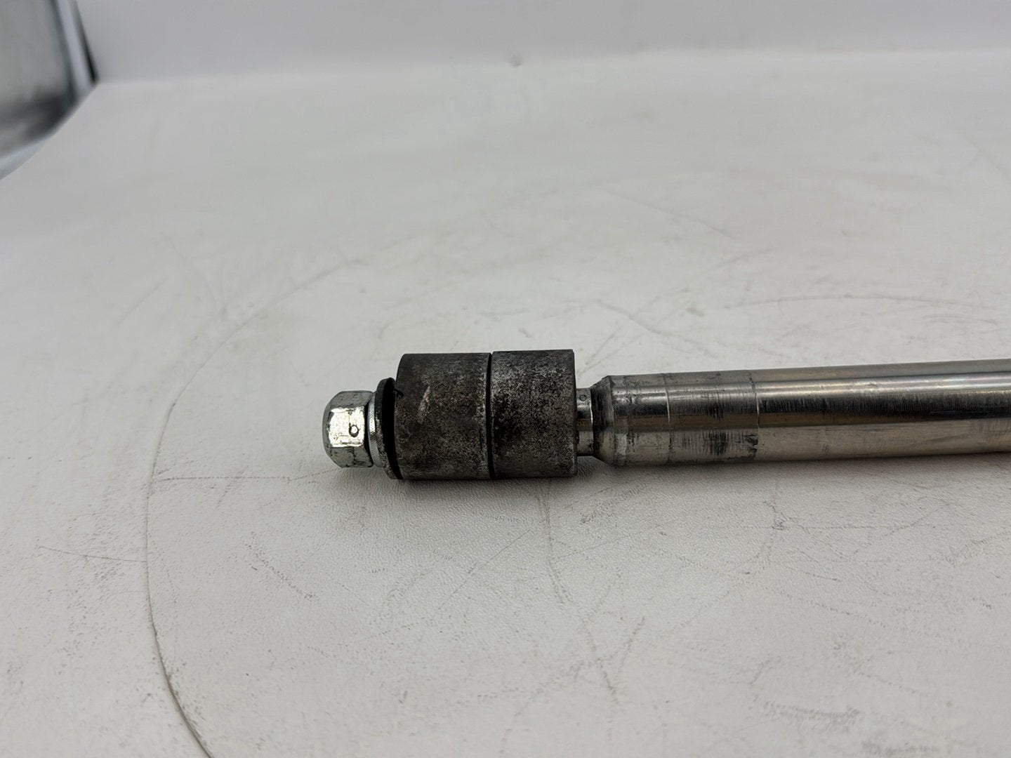 2007 - 2012 Harley-Davidson Touring Electra Glide Ultra Front Wheel Axle Bolt Shaft 43364-00