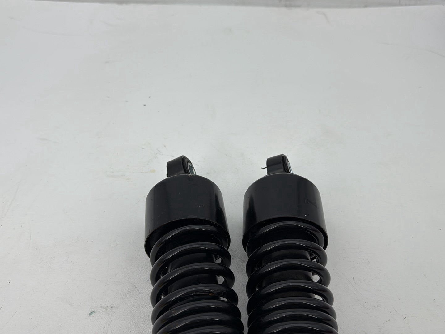 2013 Harley Street Glide Touring FLHX OEM Rear Left Right Shock Absorbers
